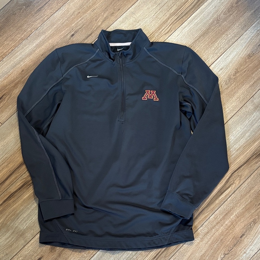 Minnesota Gophers Nike dri-fit 1/4 zip